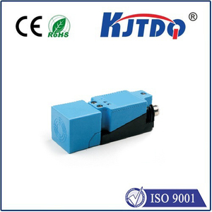 Sensor de proximidad capacitivo de tipo cuadrado empotrado KJT B40 PNP NPN 15 mm