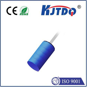 Sensor de proximidad capacitivo de descarga KJT M30 3 cables PNP NPN NO NC Sn 10mm24V IP67 interruptor de proximidad capacitivo 